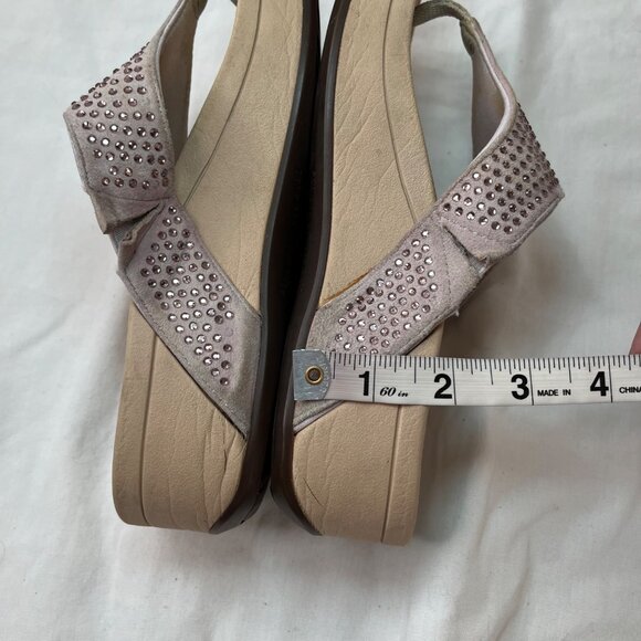 Vionic Naples Rhinestone Studded Arch Support Thong Sandals Size 6 - Picture 10 of 10